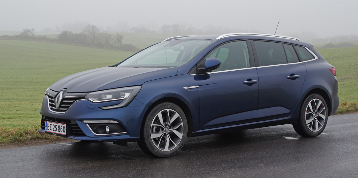 timeren Rindende klo Biltest: Renault Megane Sport Tourer 1,2 Energy Tce - Prøvekørsel -  Bilanmeldelse - test - anmeldelse - testkørsel - hvilken bil – online – bil  magasin