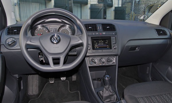 Biltest: VW Polo Trendline 1,0 MPI prøvekørsel - test - bilanmdelse - anmeldelse - hvilken bil